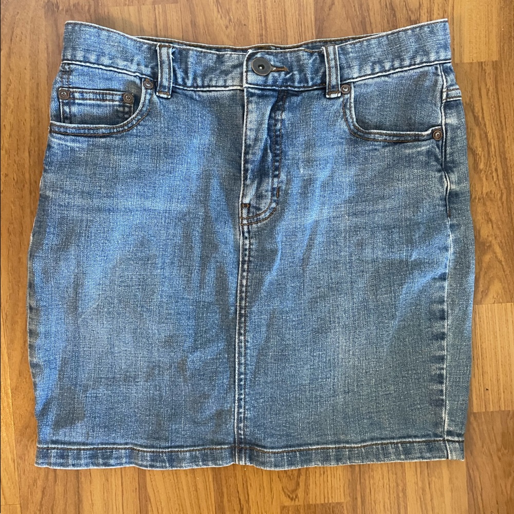 Free people denim mini skirt size 0